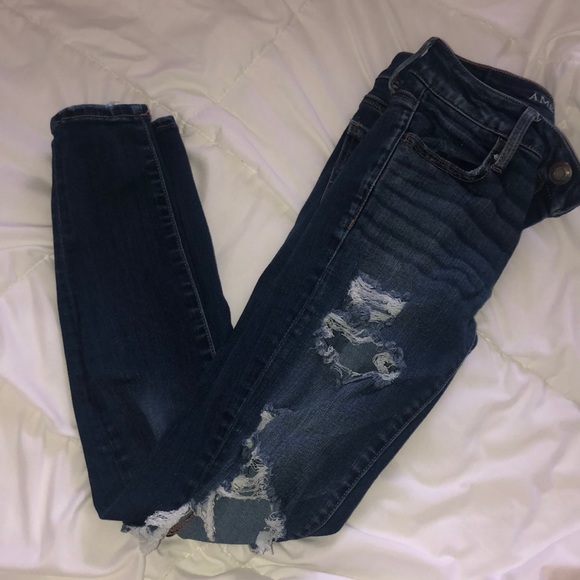 American Eagle Outfitters Denim - American Eagle Super stretch X ripped jeans size 2